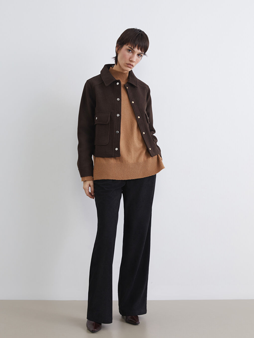 Kahverengi Gömlek Yaka Kadın Kaşe Ceket-2