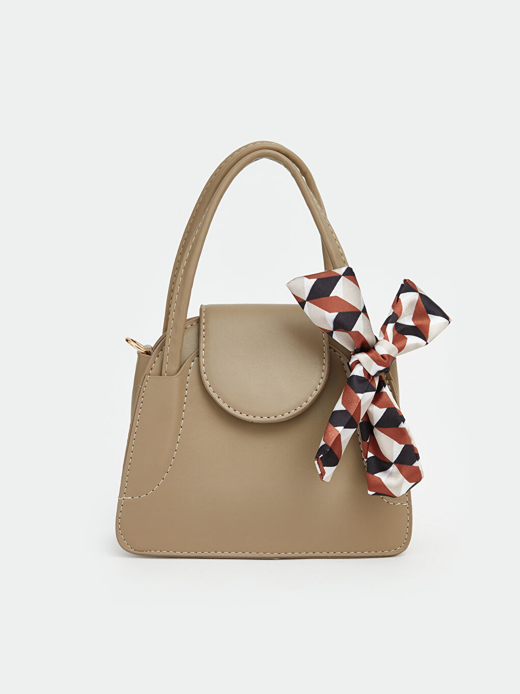 Kahverengi Deri Görünümlü Fular Detaylı Kadın Kol Çantası