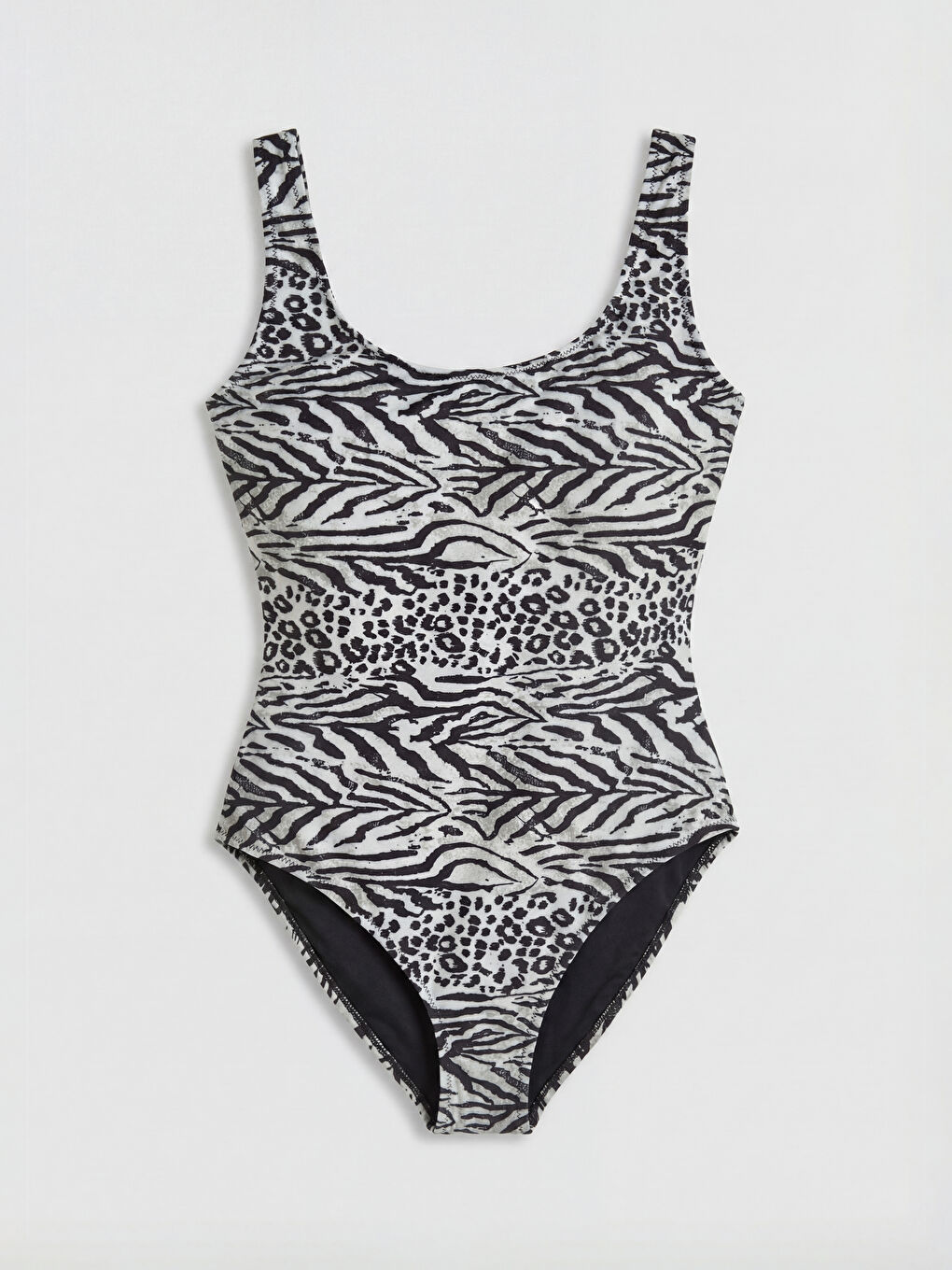 Siyah U Yaka Zebra Desenli Kadın Mayo