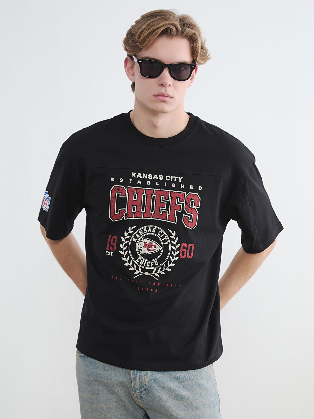 Crew Neck NFL Printed Men's T-Shirt