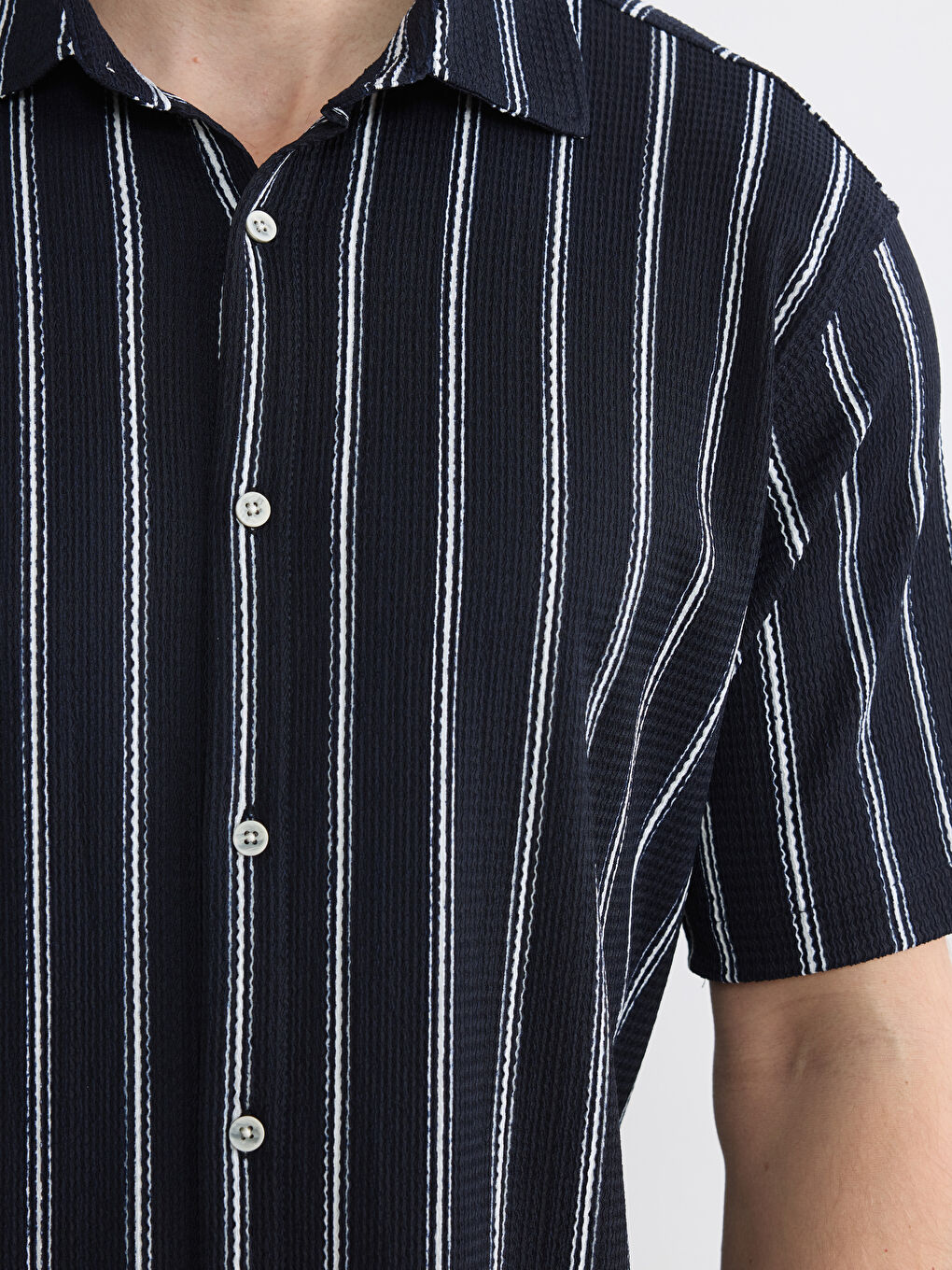 Lacivert Regular Fit Çizgili Erkek Gömlek-2