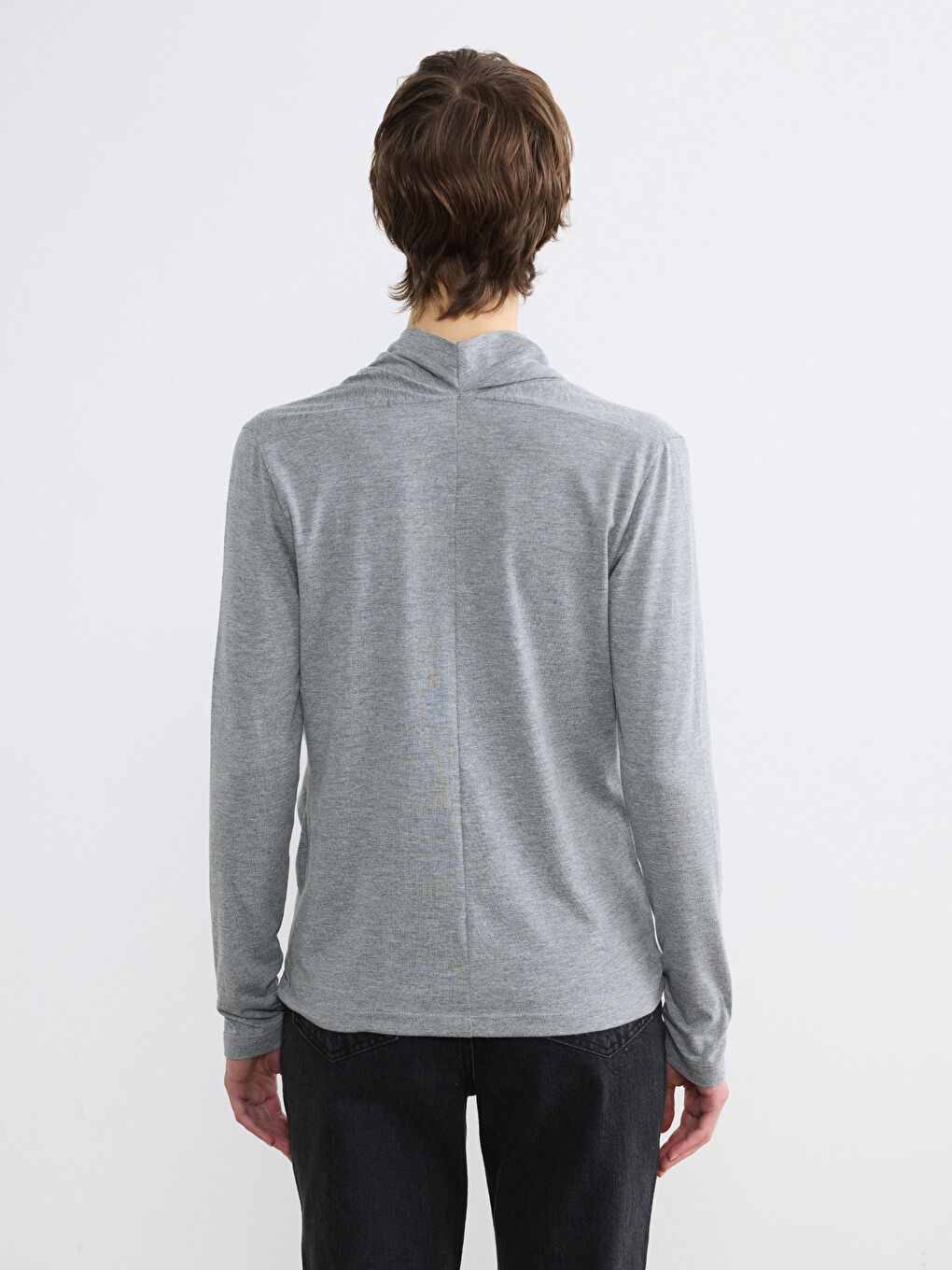 Gri Dökümlü Yaka Bluz-3