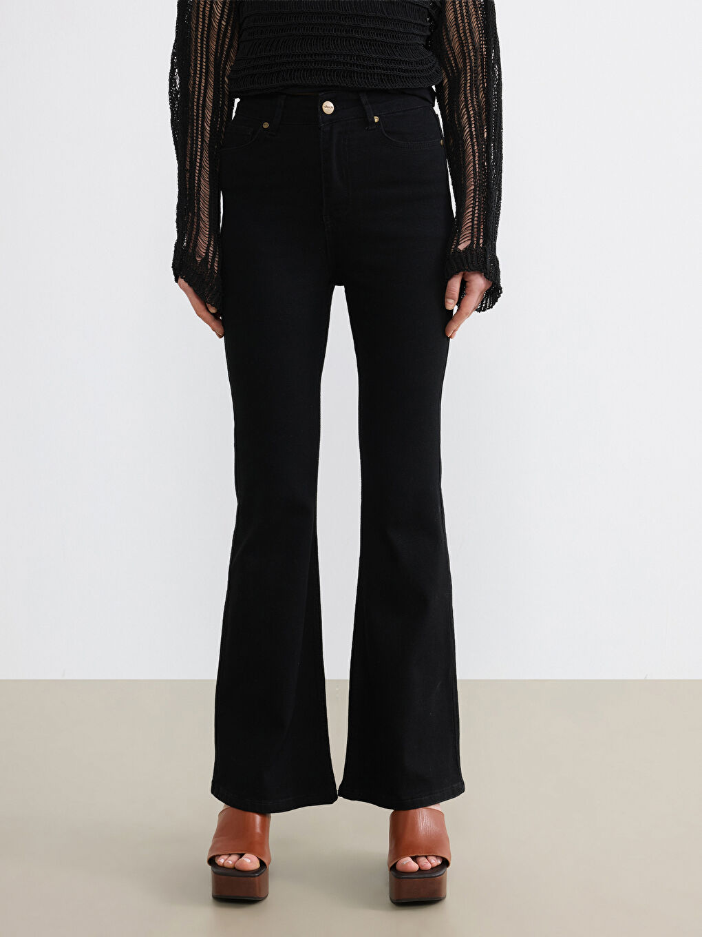 Siyah Yüksek Bel Flare Kadın Jean Pantolon-1