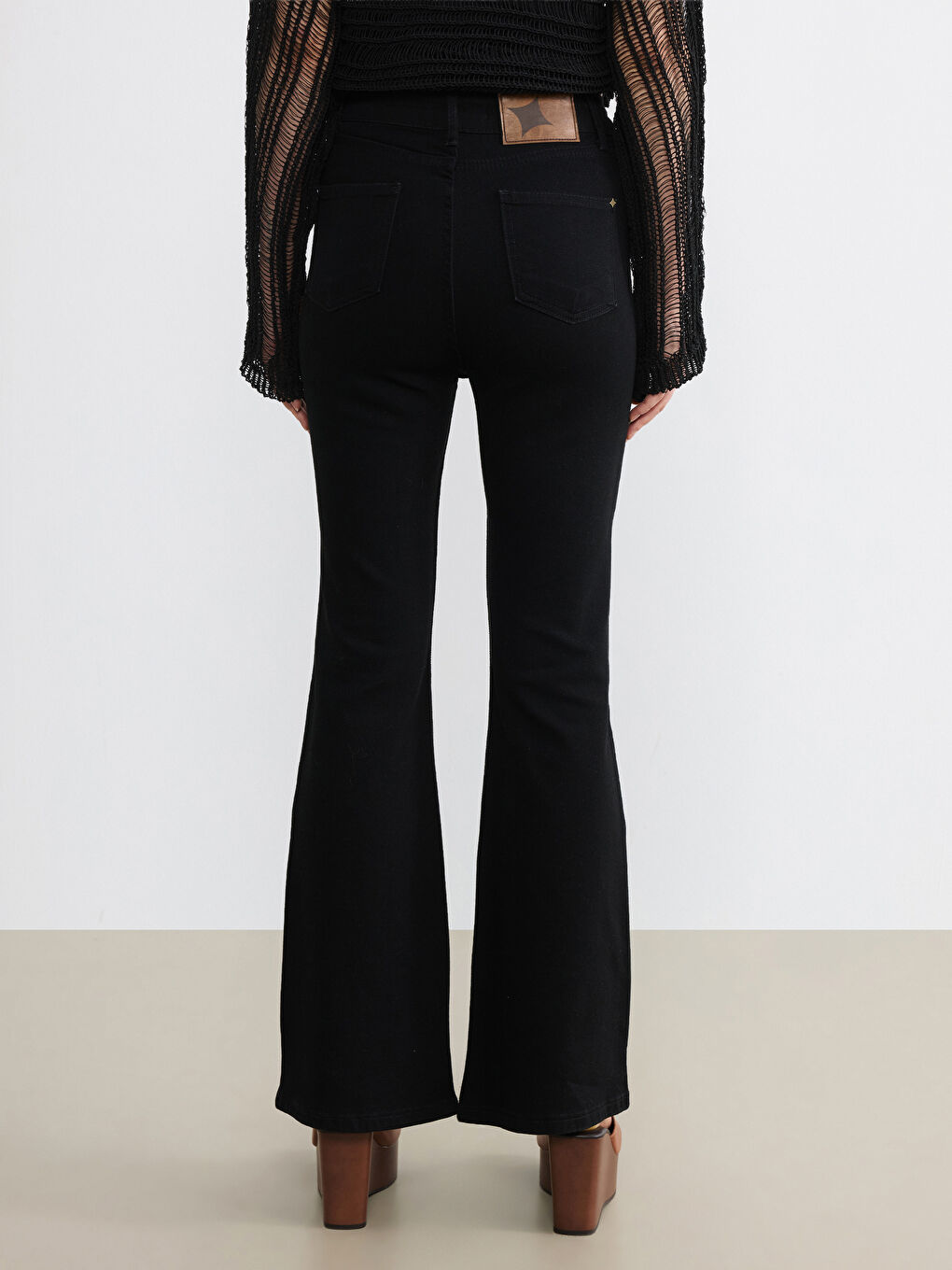 Siyah Yüksek Bel Flare Kadın Jean Pantolon-4