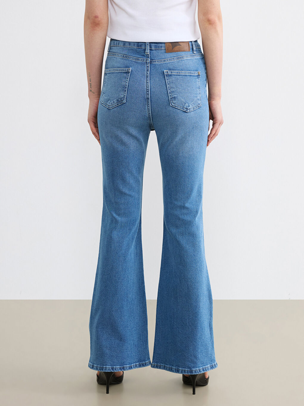 Mavi Yüksek Bel Flare Kadın Jean Pantolon-4