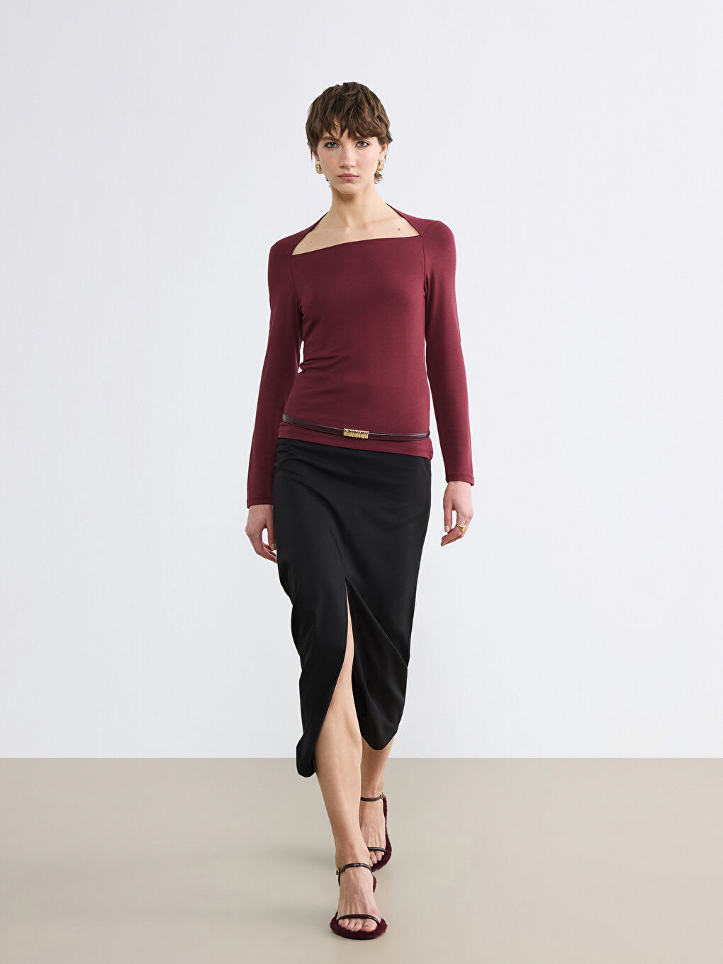 Bordo Kare Yaka Kadın Body-1