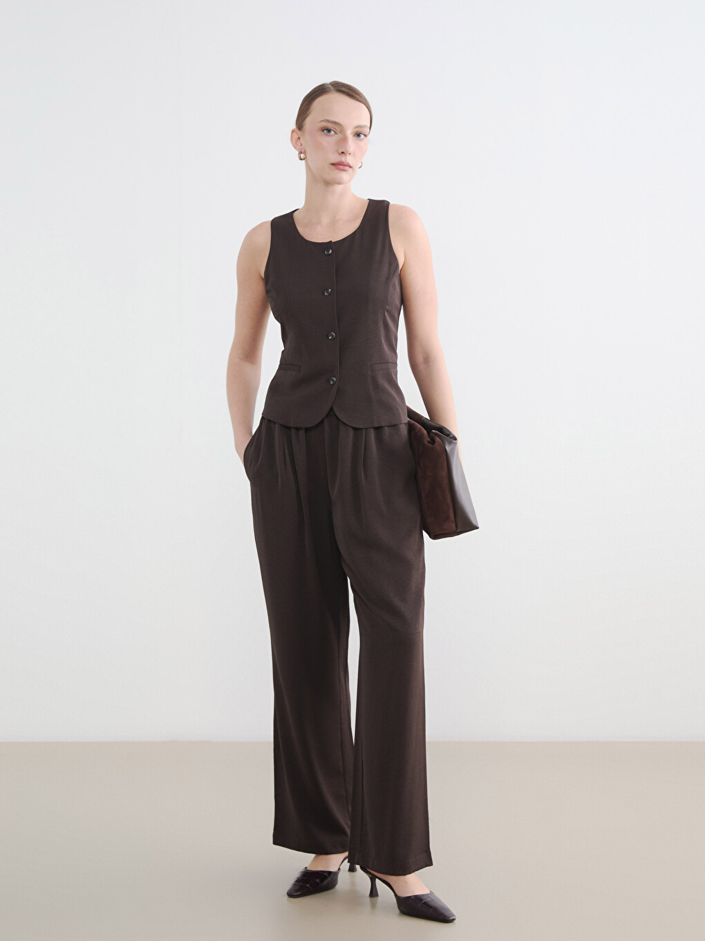 Woman BROWN Suit Waistcoat-1