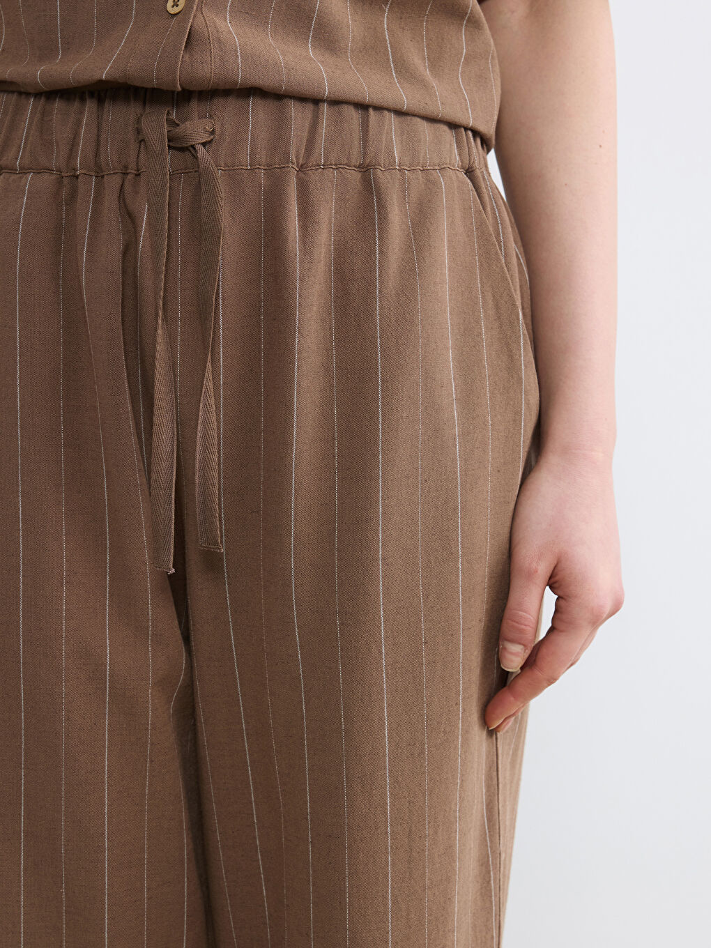 Woman BROWN Trousers-2