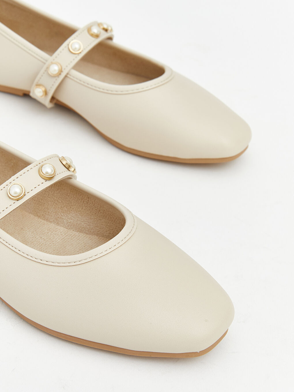 Bej İnci Detaylı Kadın Kare Burun Babet-2