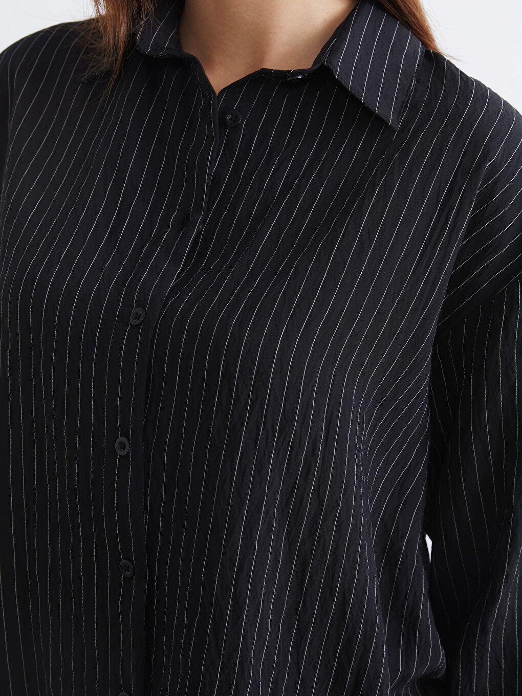 Siyah Çizgili Kadın Gömlek-3