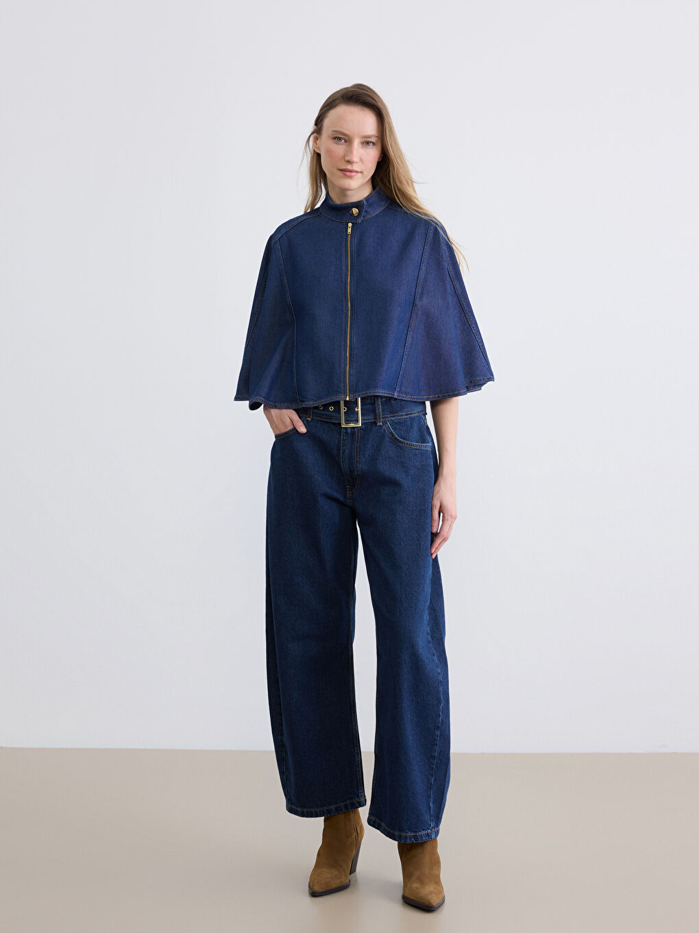 İndigo Beli Kemerli Baggy Fit Kadın Jean Pantolon