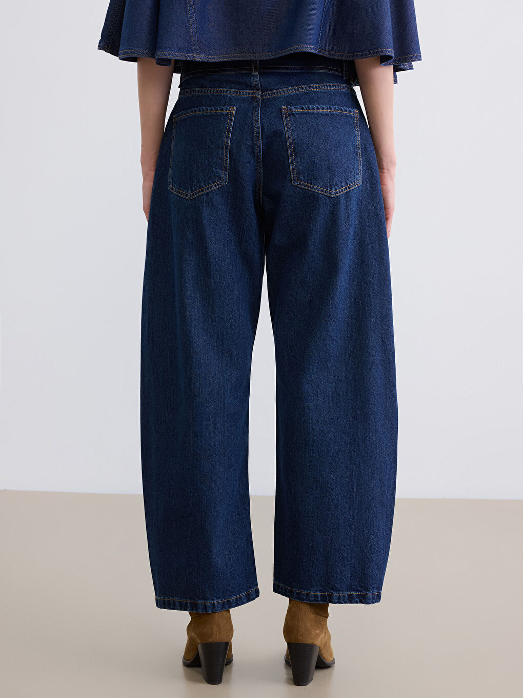 İndigo Beli Kemerli Baggy Fit Kadın Jean Pantolon-3