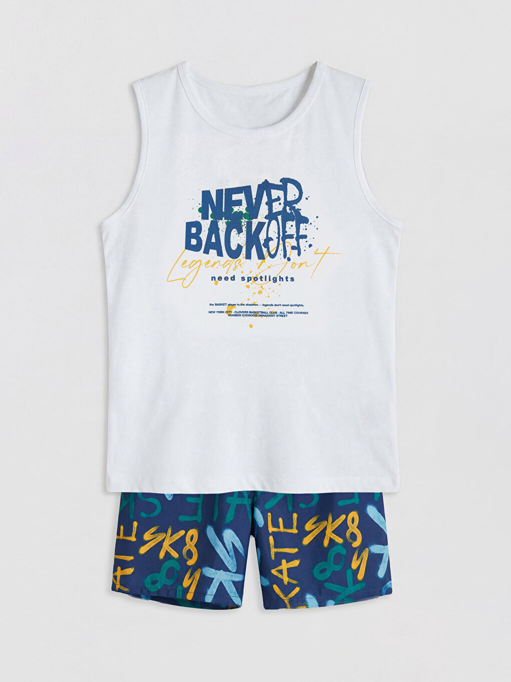 Beyaz Baskılı Erkek Çocuk Mayo Takımı