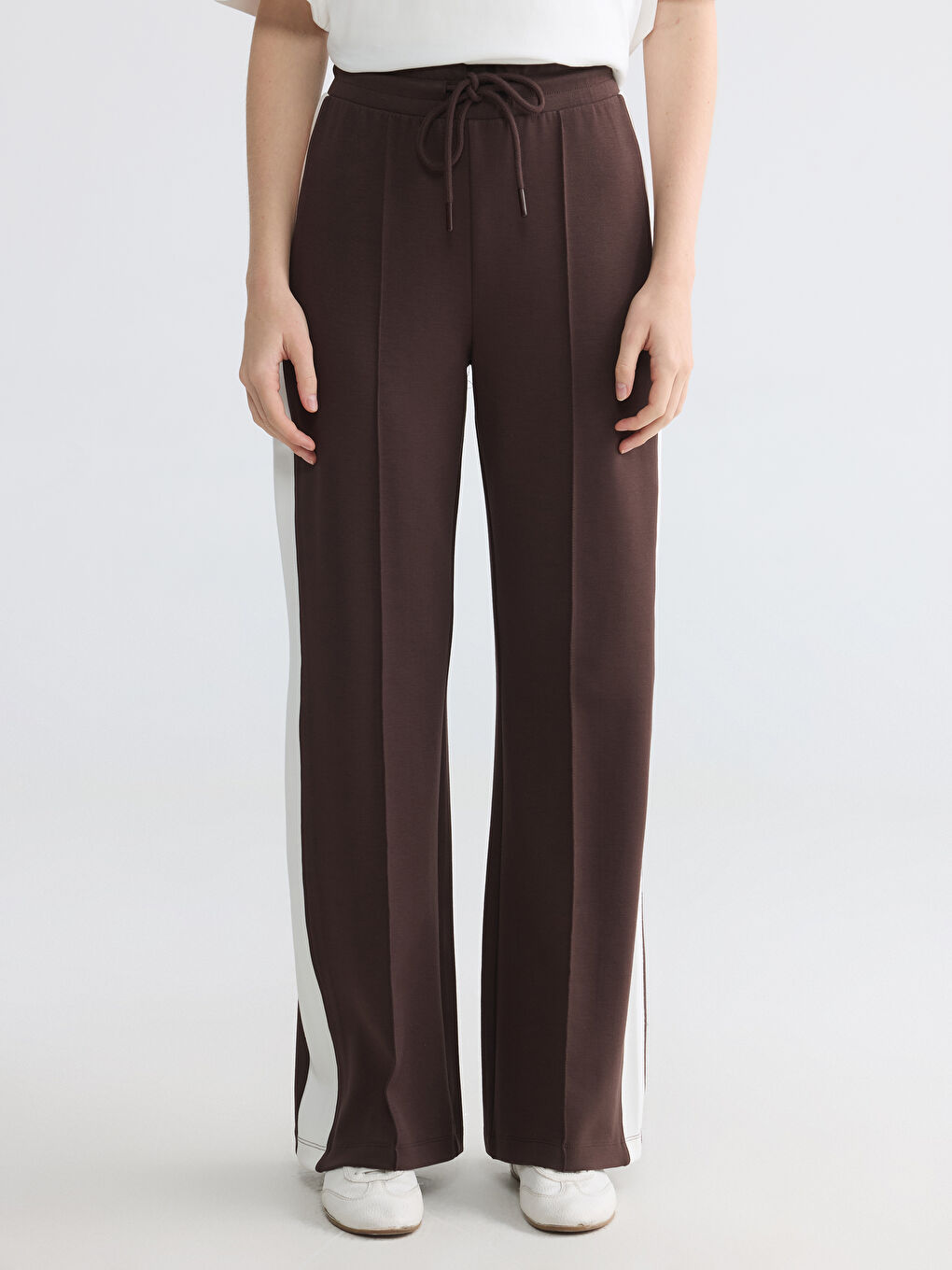 Woman BROWN Sweatpants-1