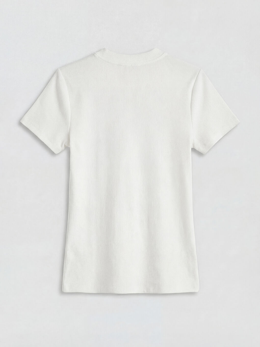 تي شيرت نسائي بياقة دائرية-5