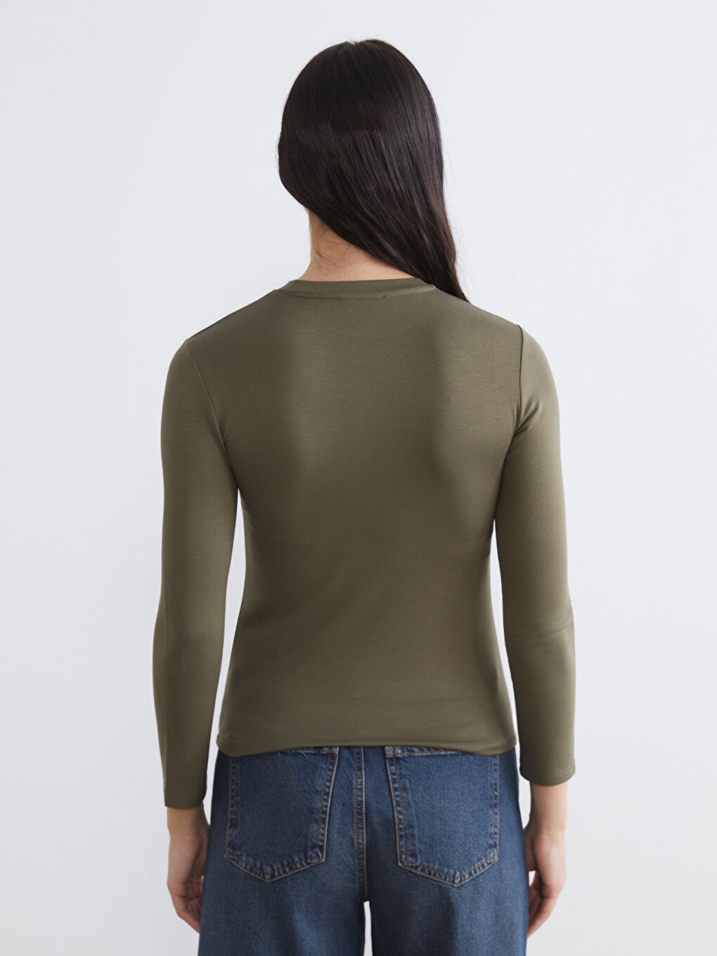 Haki Bisiklet Yaka Kadın Tişört-3