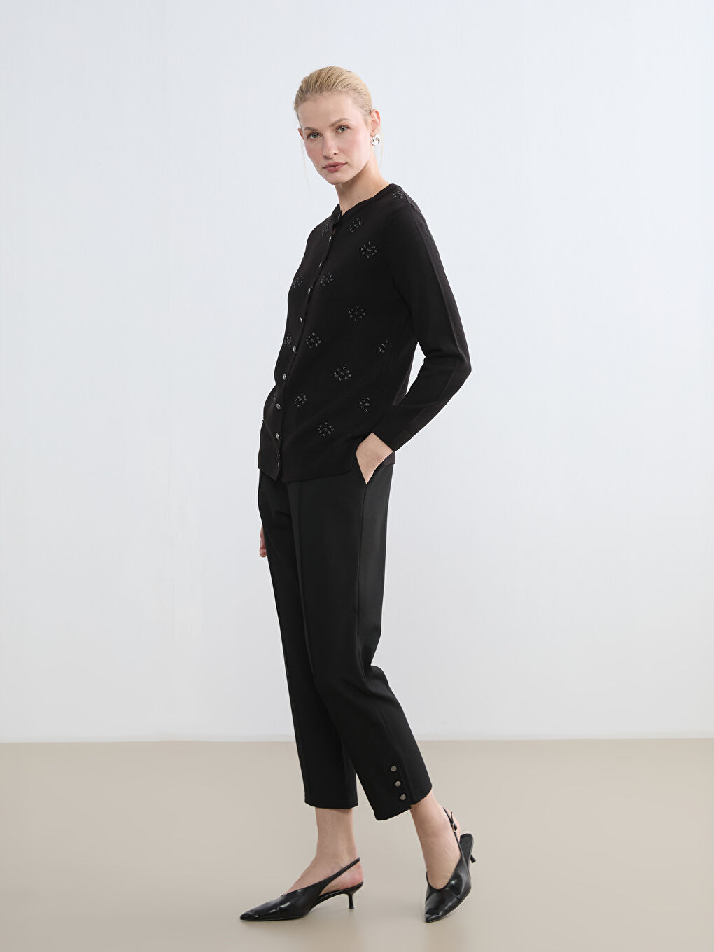 Woman BLACK Trousers