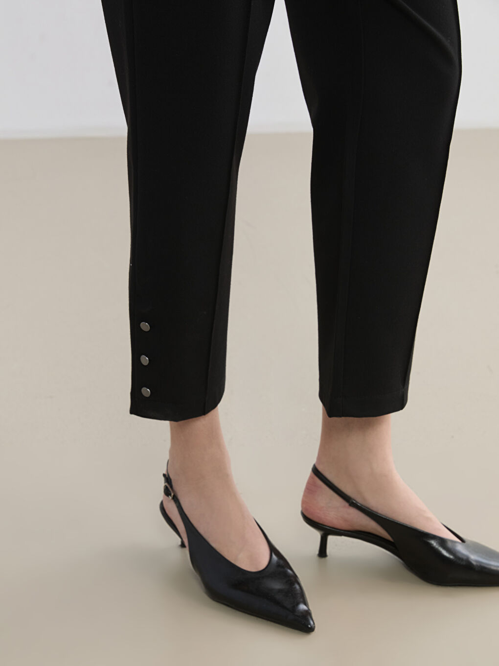 Woman BLACK Trousers-2