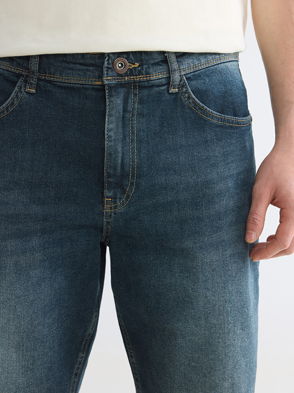 Slim Fit Men's Jean Shorts-2