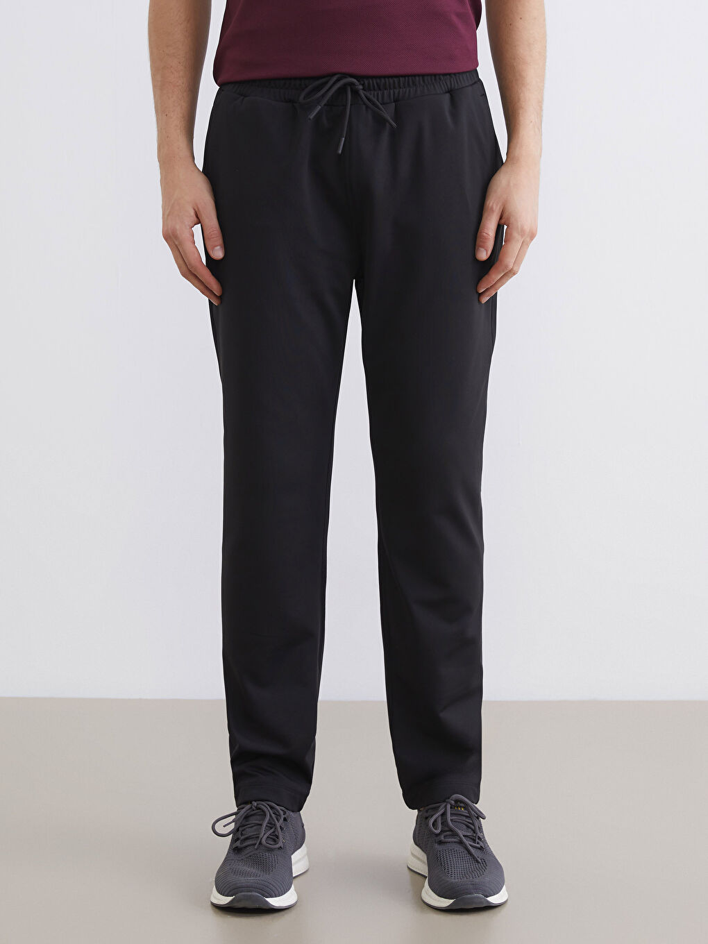 Siyah Standart Kalıp Erkek Eşofman Altı-1