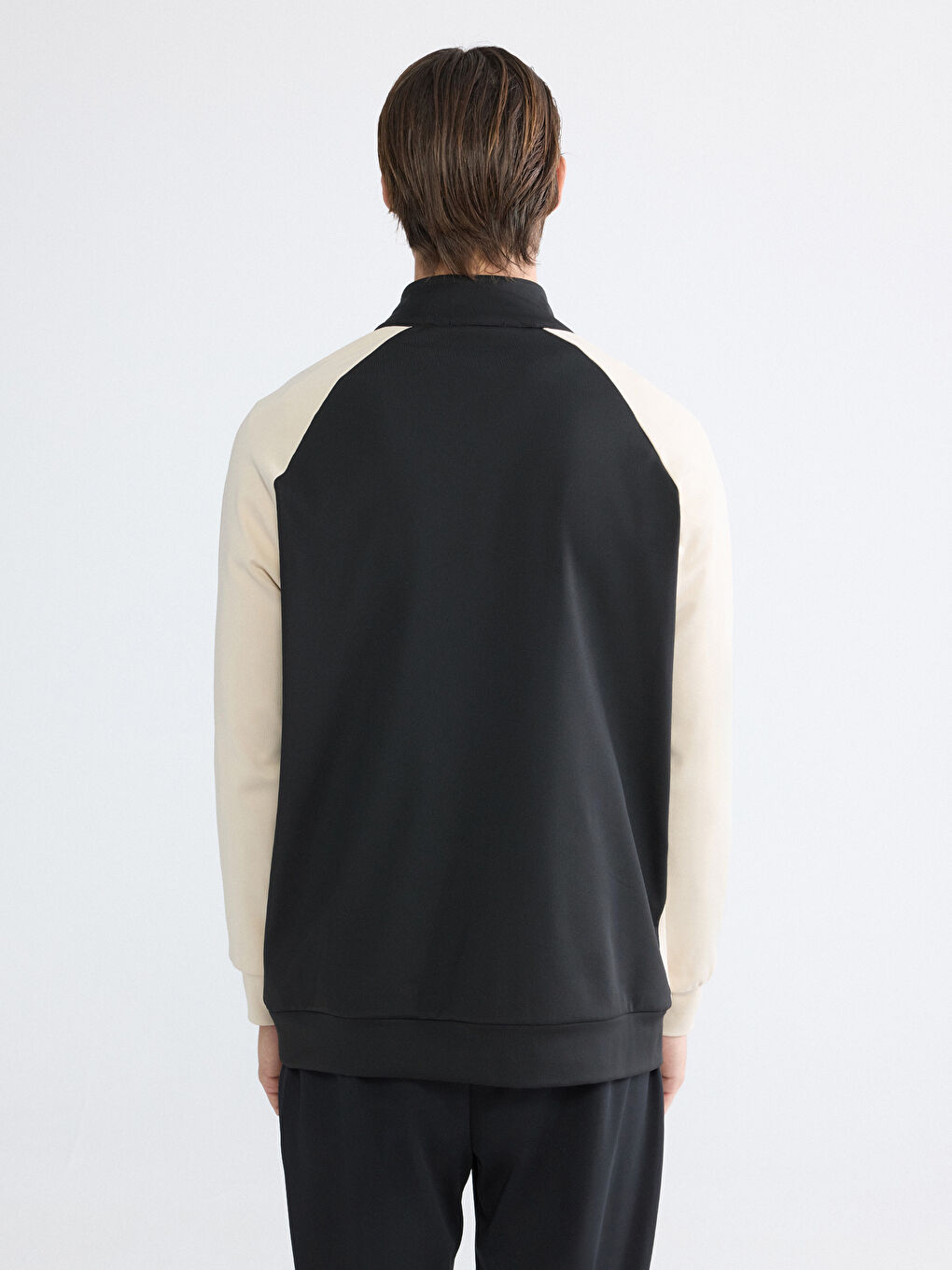 Siyah Dik Yaka Renk Bloklu Erkek Sweatshirt-3