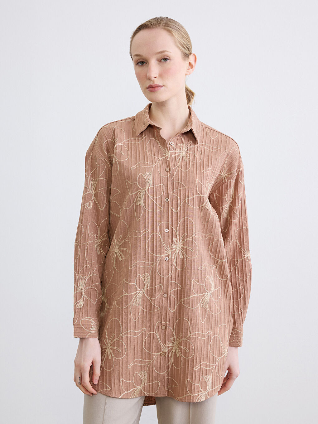 Kahverengi Nakışlı Kadın Gömlek Tunik