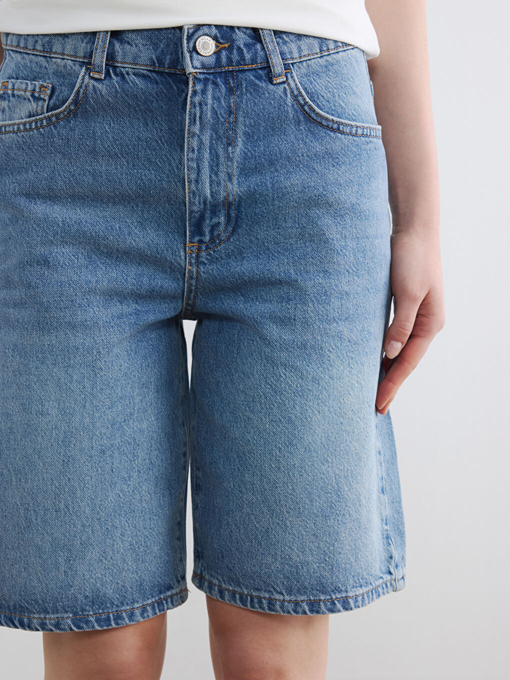High Waisted Bermuda Fit Women's Denim Shorts-2