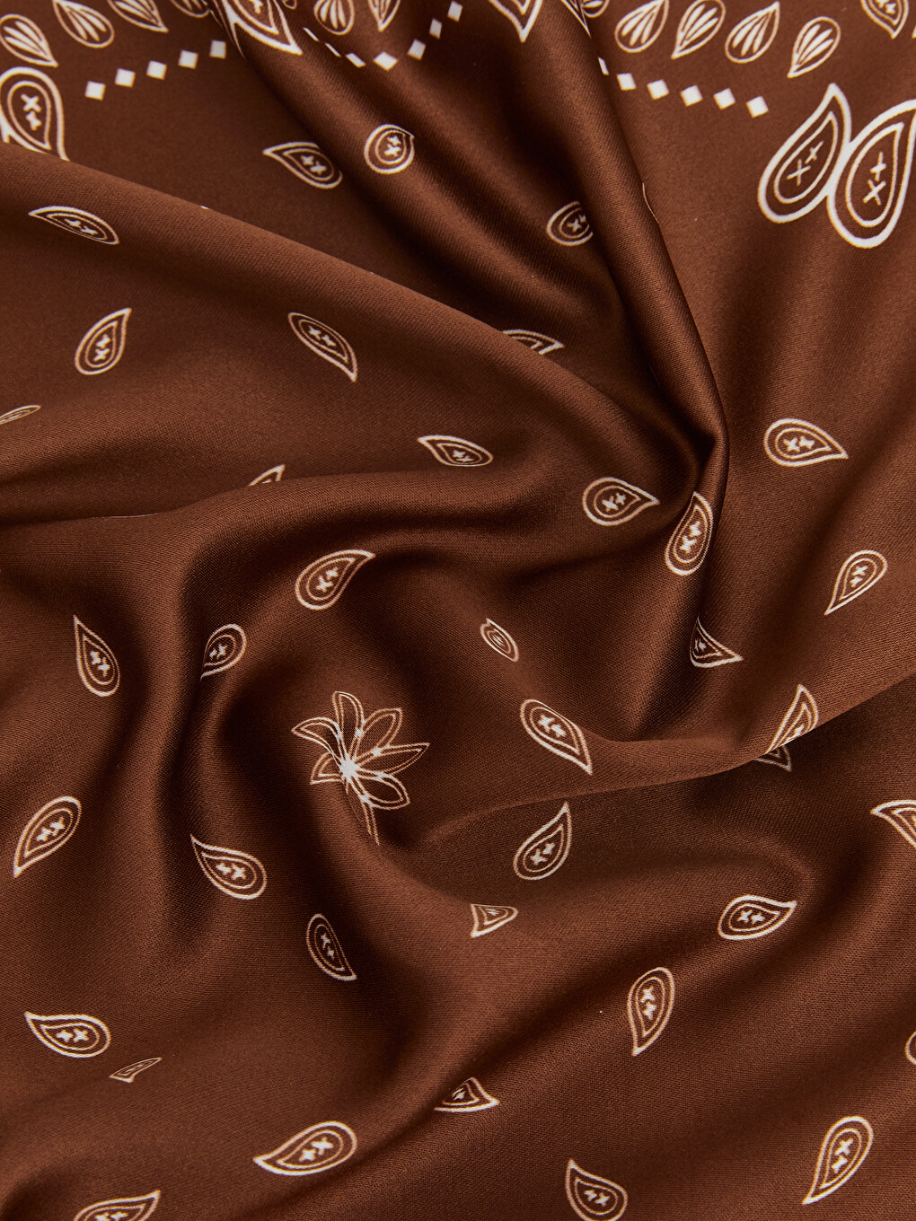 Kahverengi Desenli Kadın Bandana-2