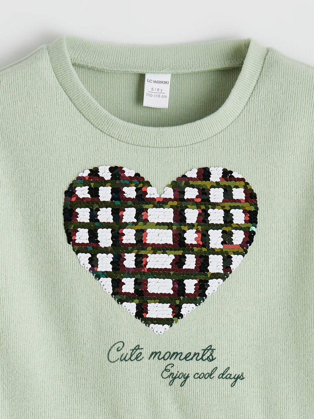 Heart Patterned Girls' Ruffled Dress-4