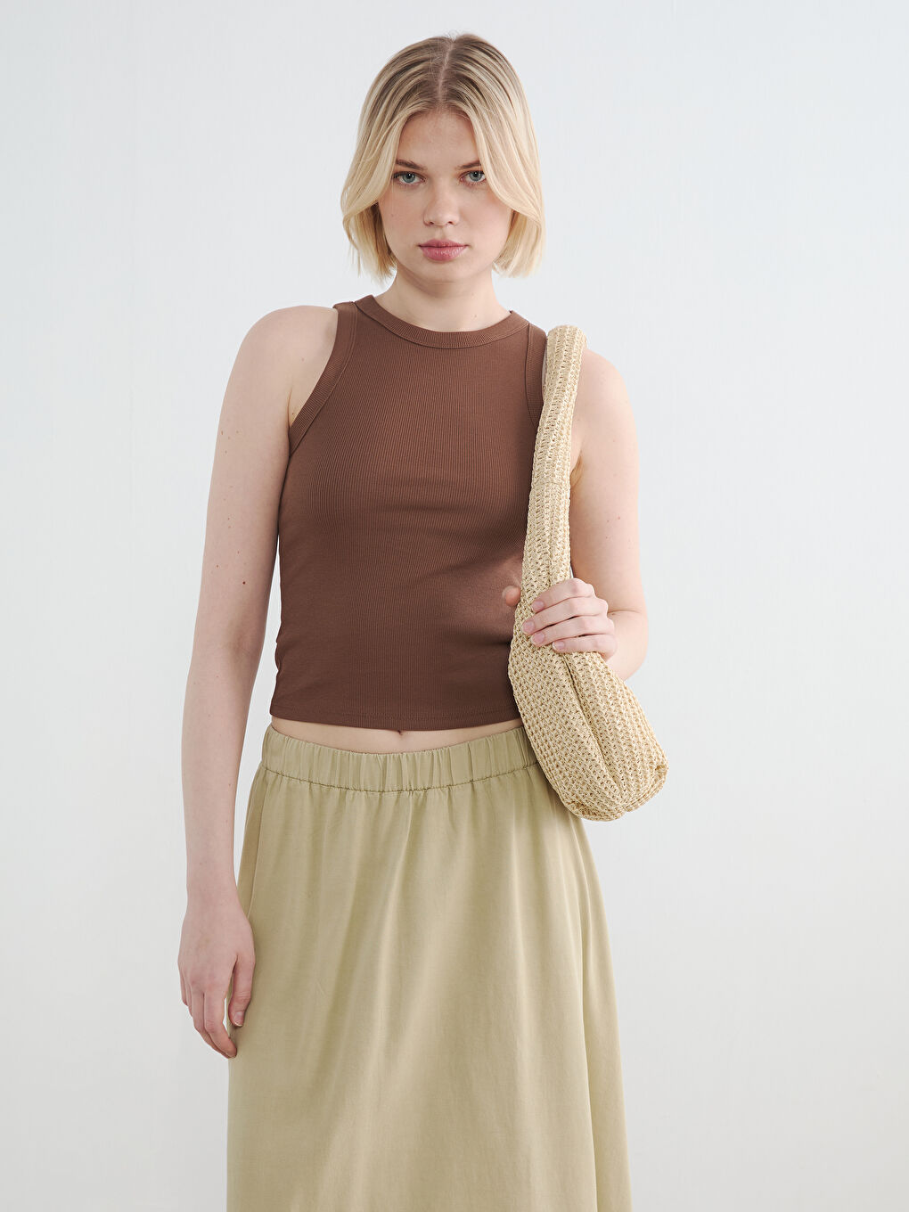 Женская майка с круглым вырезом