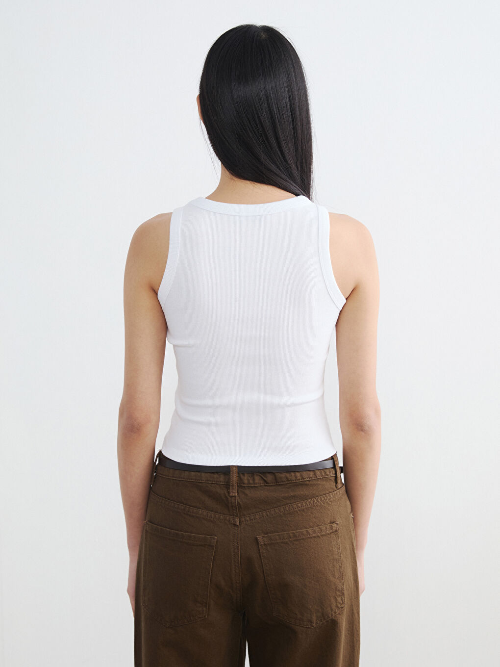 Beyaz Bisiklet Yaka Kadın Atlet	-3