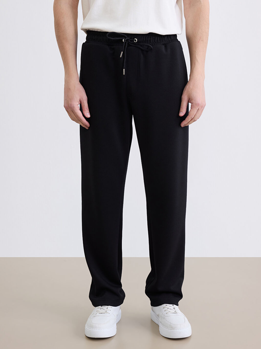 Siyah Standart Kalıp Soft Touch Erkek Eşofman Altı-1