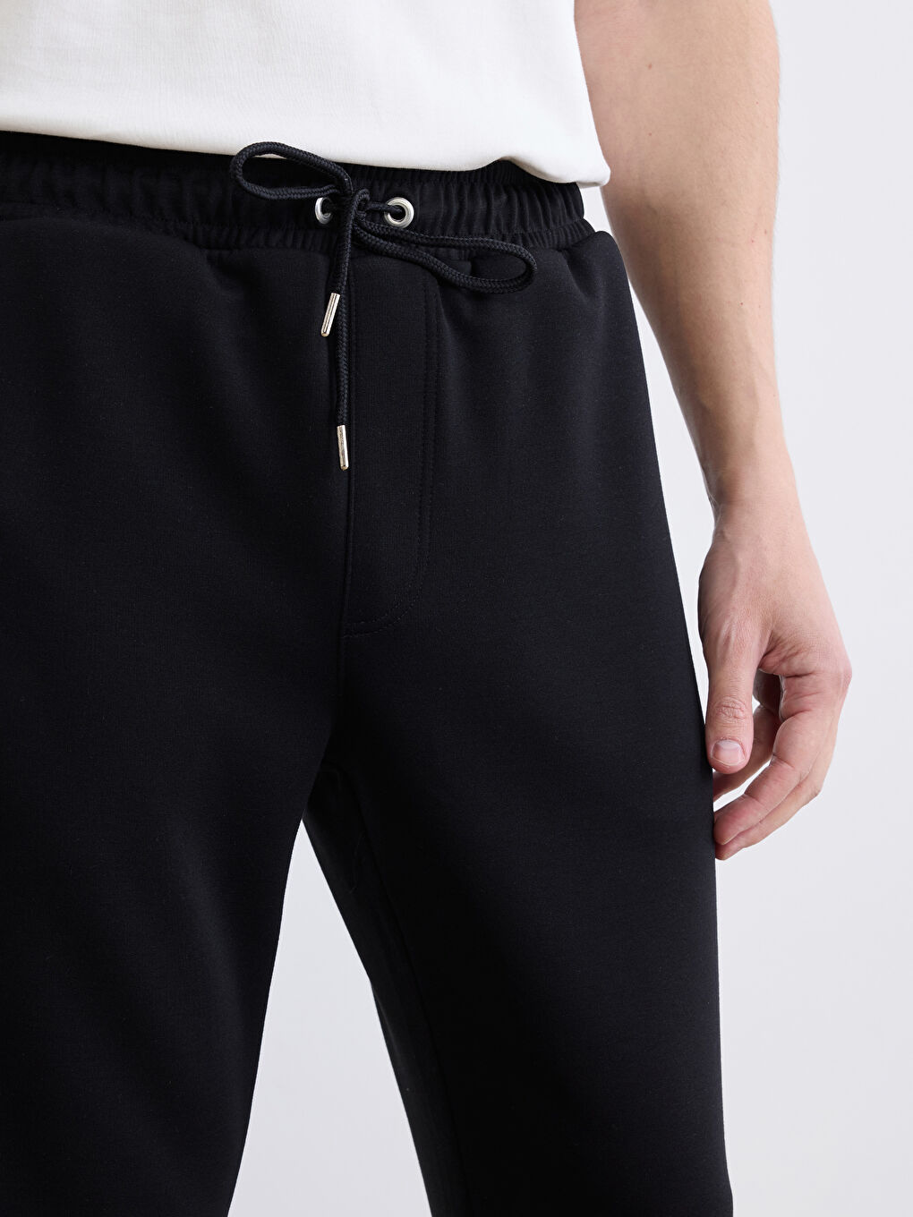 Siyah Standart Kalıp Soft Touch Erkek Eşofman Altı-2