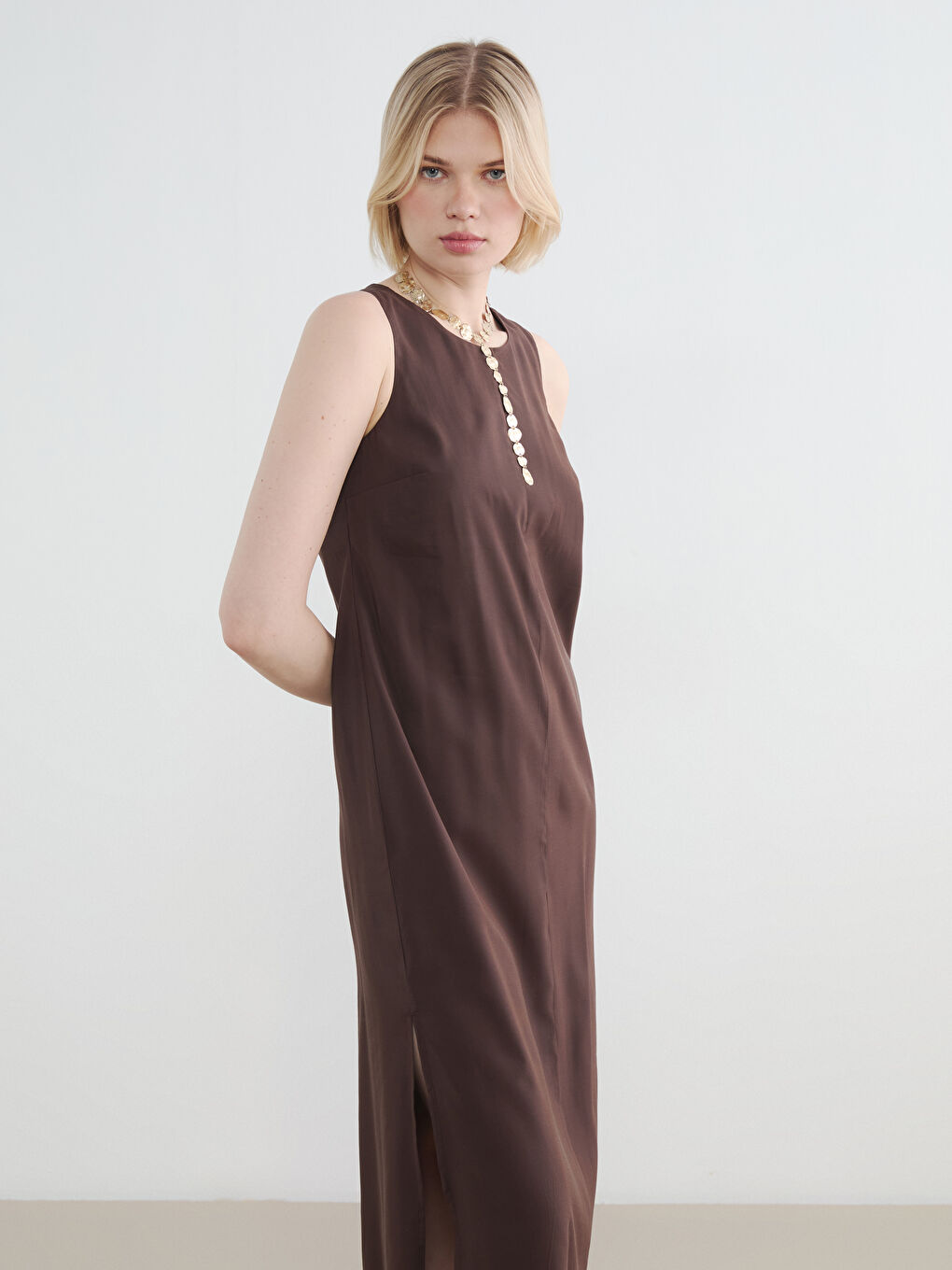Crew Neck Slit Detail Dress-1