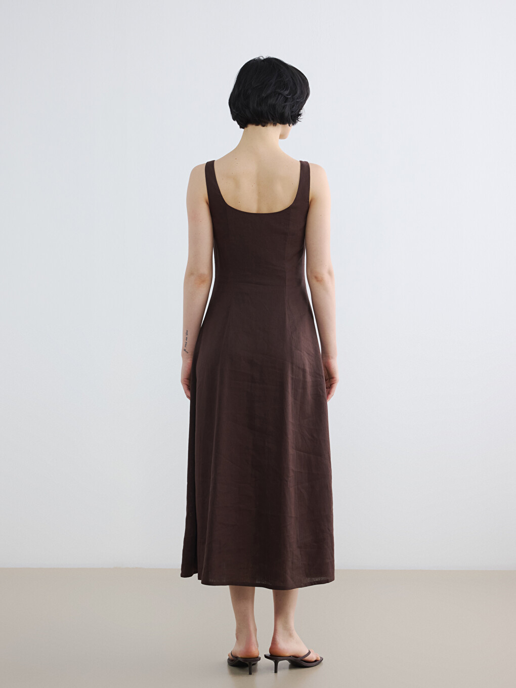 U Neck Linen Blend Dress-3