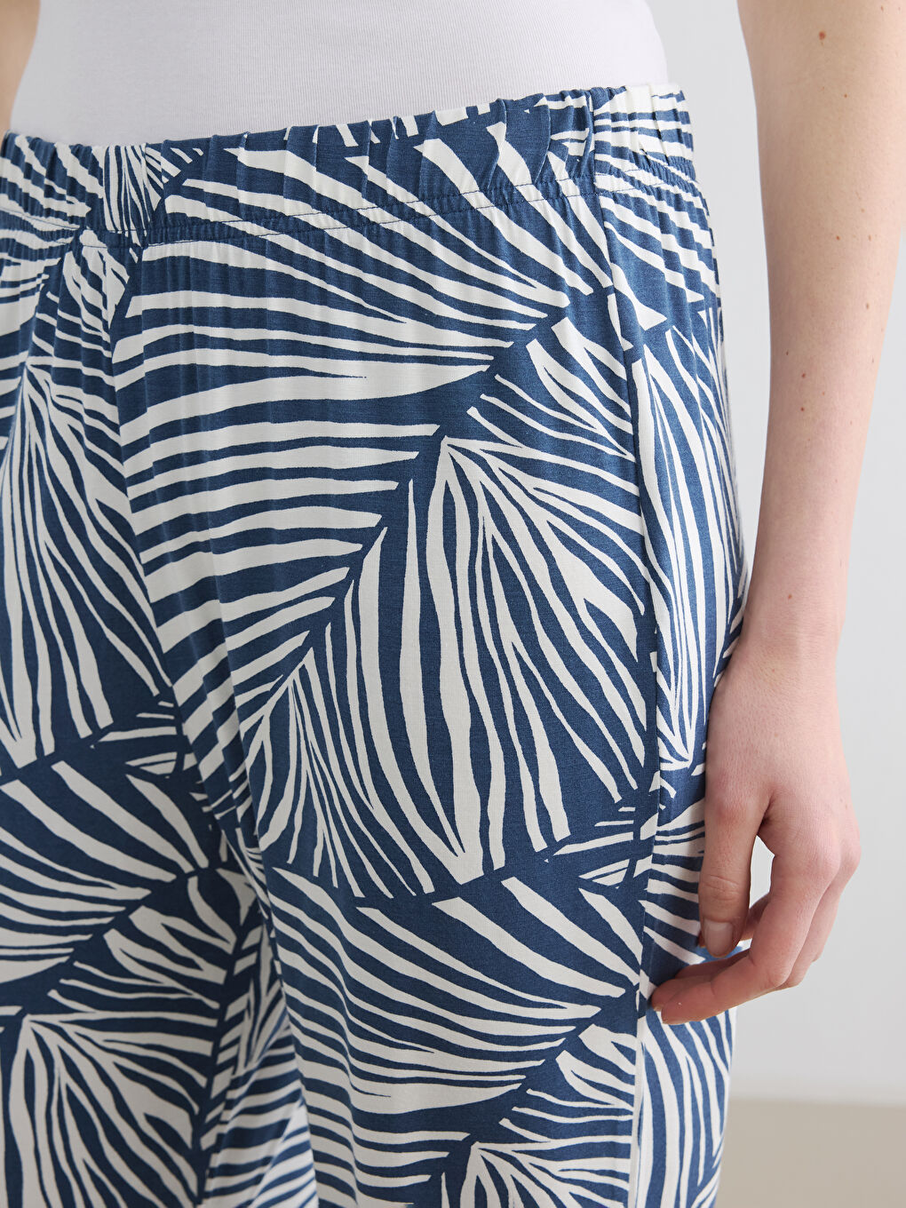 Elastic Waist Patterned Women's Leggings-2