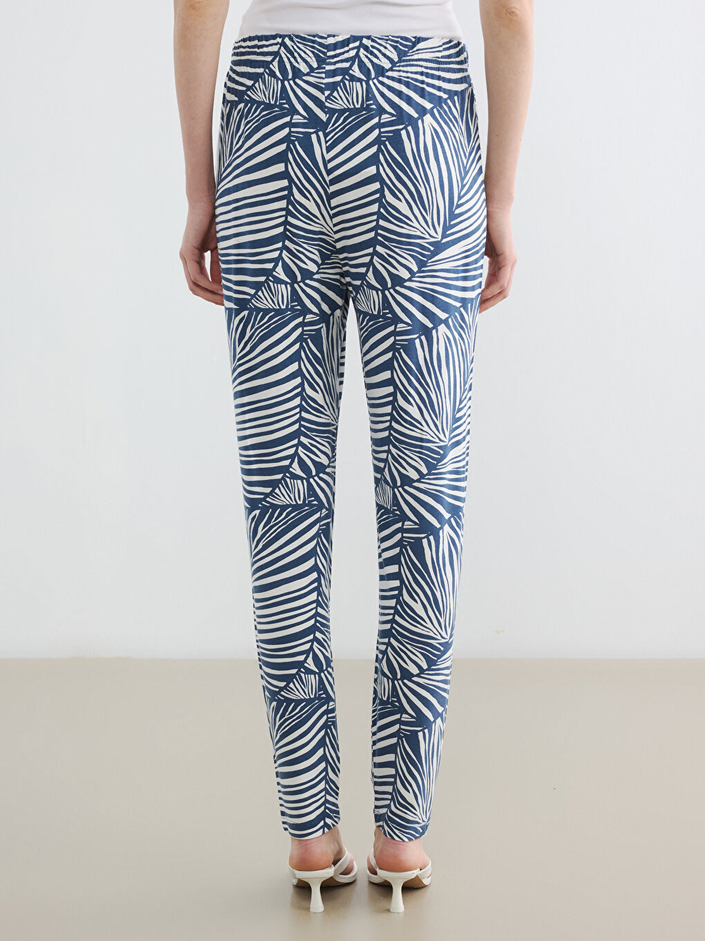 Elastic Waist Patterned Women's Leggings-3