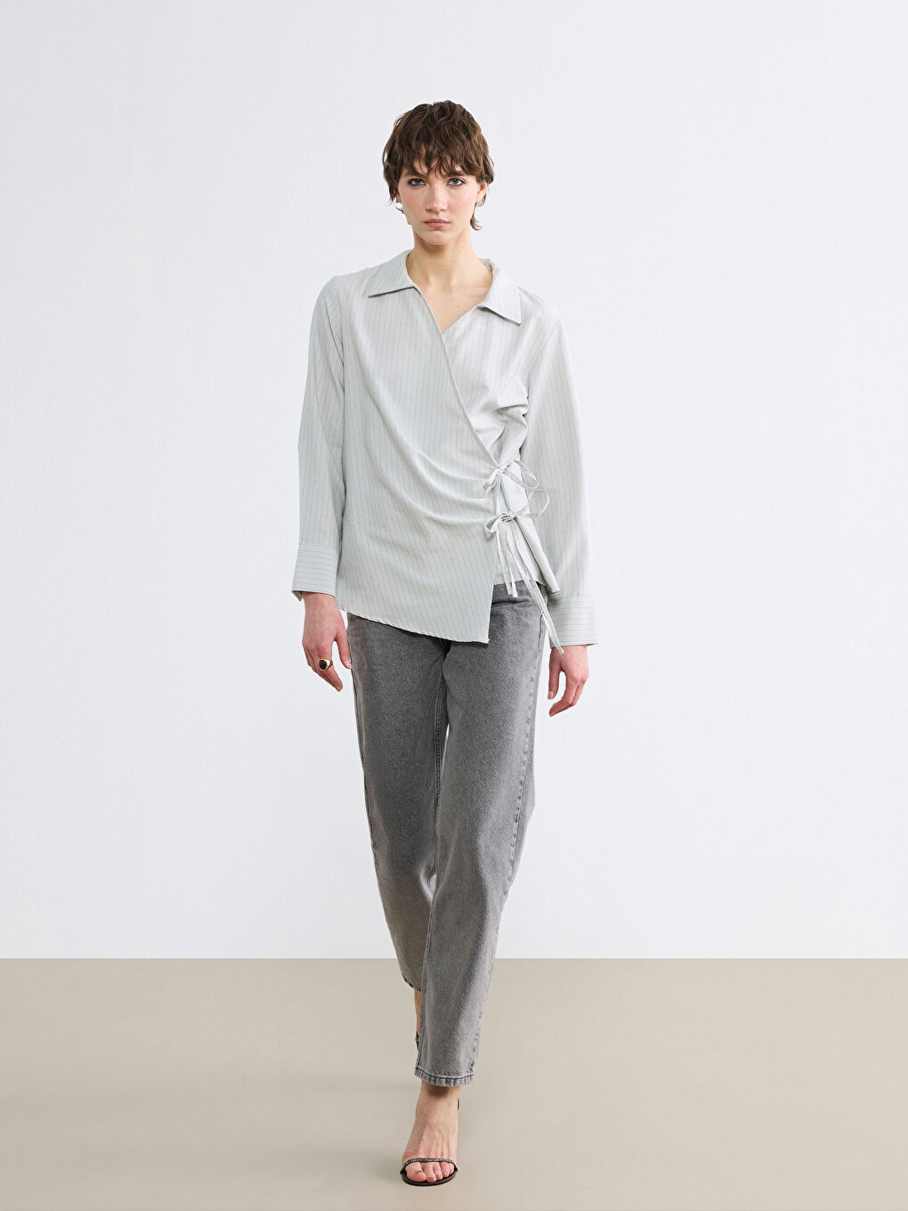 Yeşil Kruvaze Kesim Bağlama Detaylı Kadın Gömlek-1