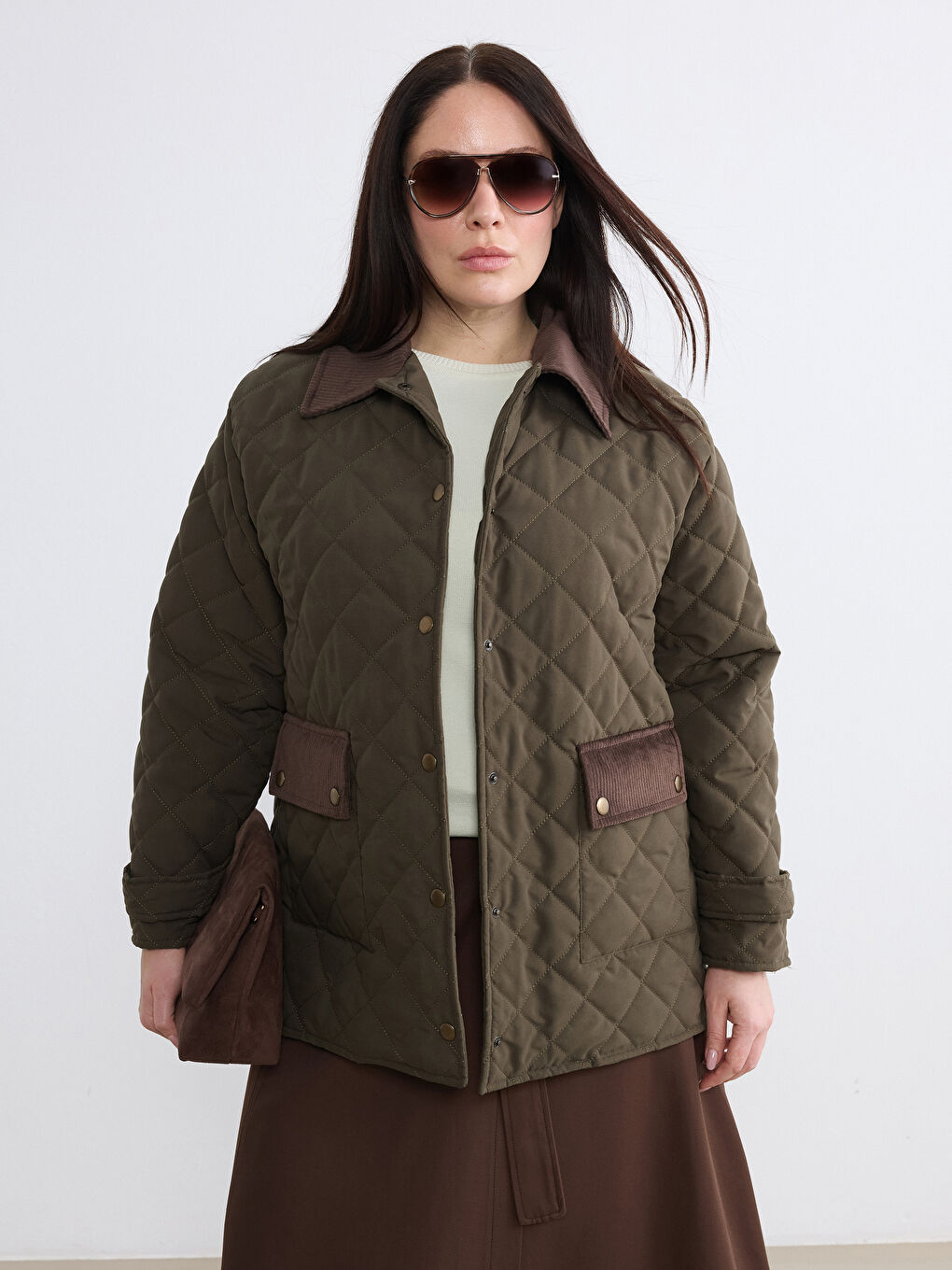 Haki Büyük Beden Kadife Yaka Kapitone Kadın Mont