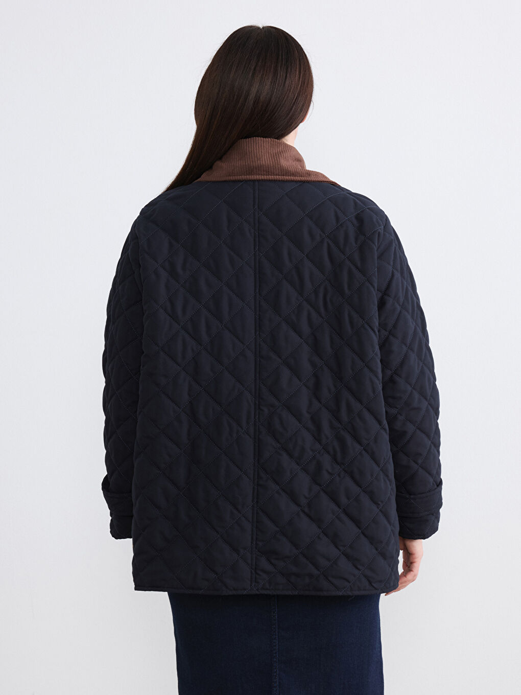 Lacivert Büyük Beden Kadife Yaka Kapitone Kadın Mont-4