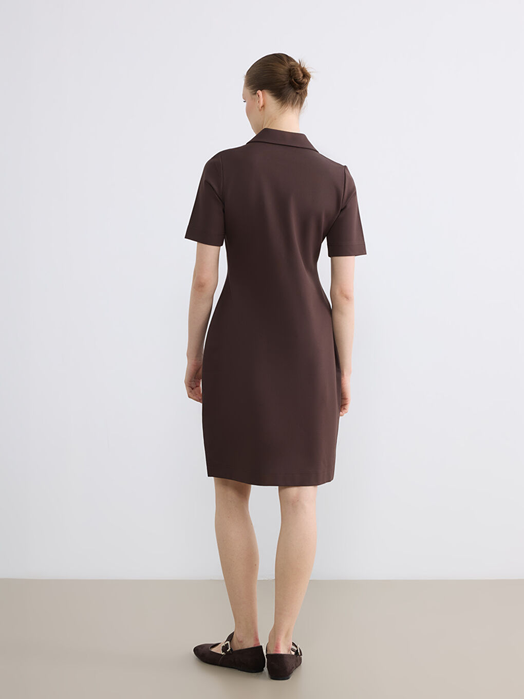 Mini haljina sa polo kragnom-3