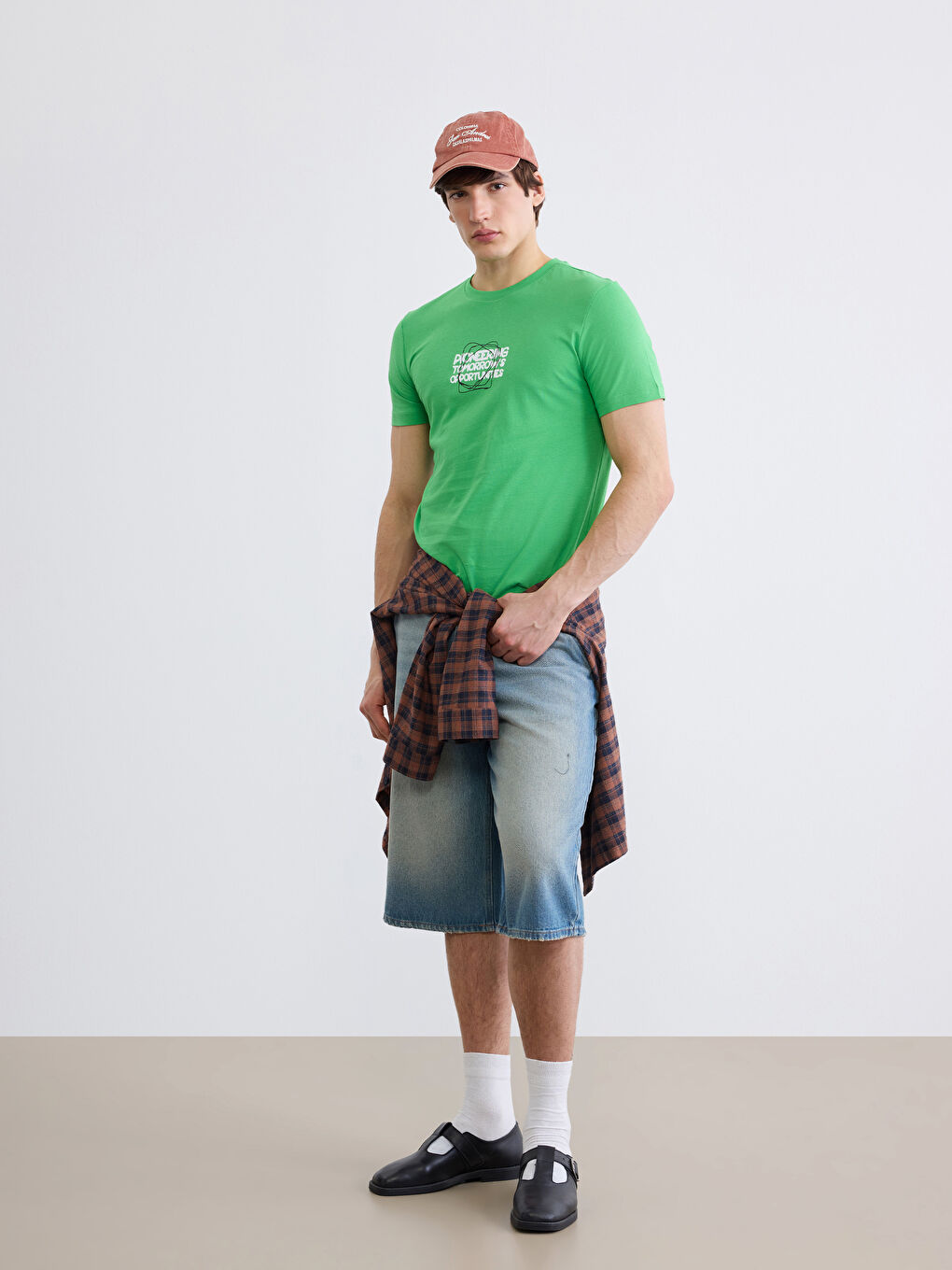 Yeşil Bisiklet Yaka Baskılı Penye Erkek Tişört-1