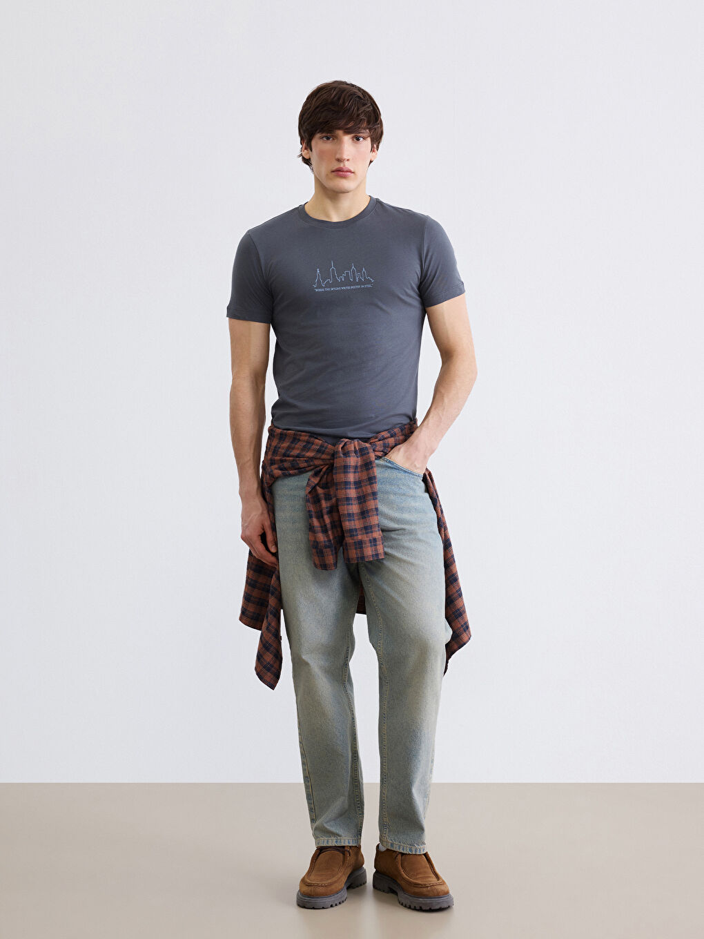 Antrasit Bisiklet Yaka Baskılı Penye Erkek Tişört-1