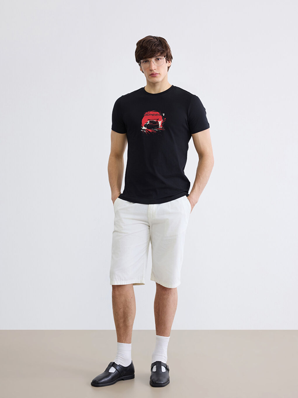 Siyah Baskılı Slim Fit Bisiklet Yaka Erkek Tişört-1