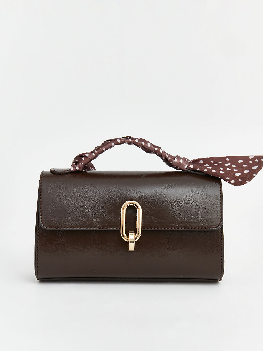 Kahverengi Deri Görünümlü Fularlı Kadın Omuz Çantası