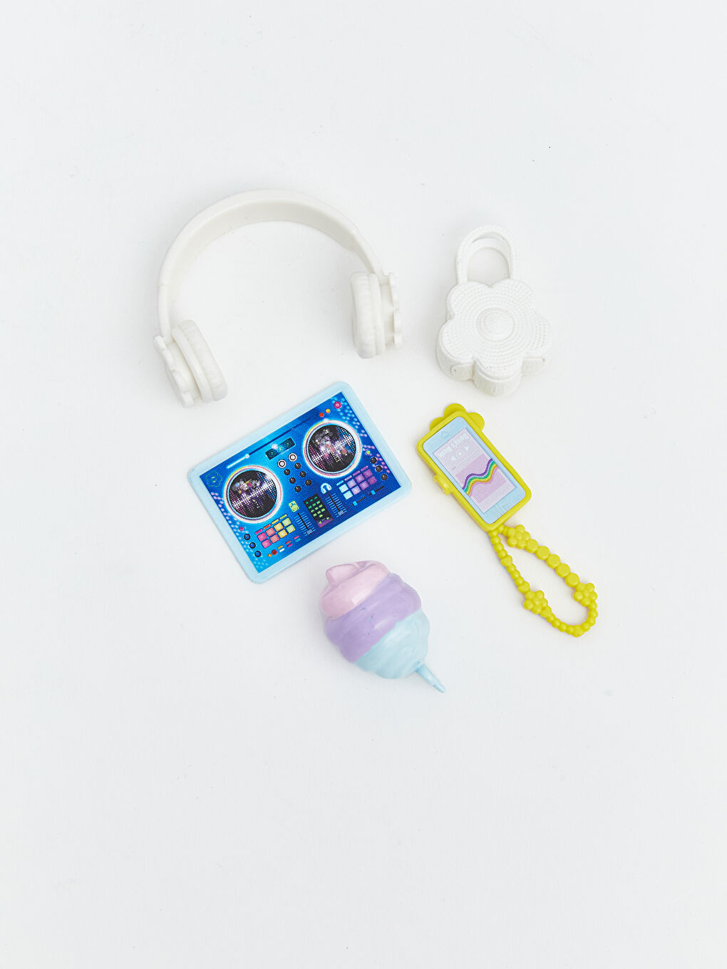 Barbie Dream Besties Daisy Jean Bebek JDD74-3