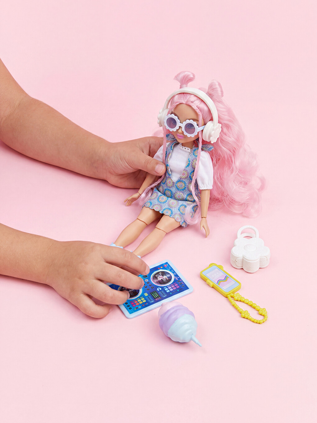 Barbie Dream Besties Daisy Jean Bebek Jdd74