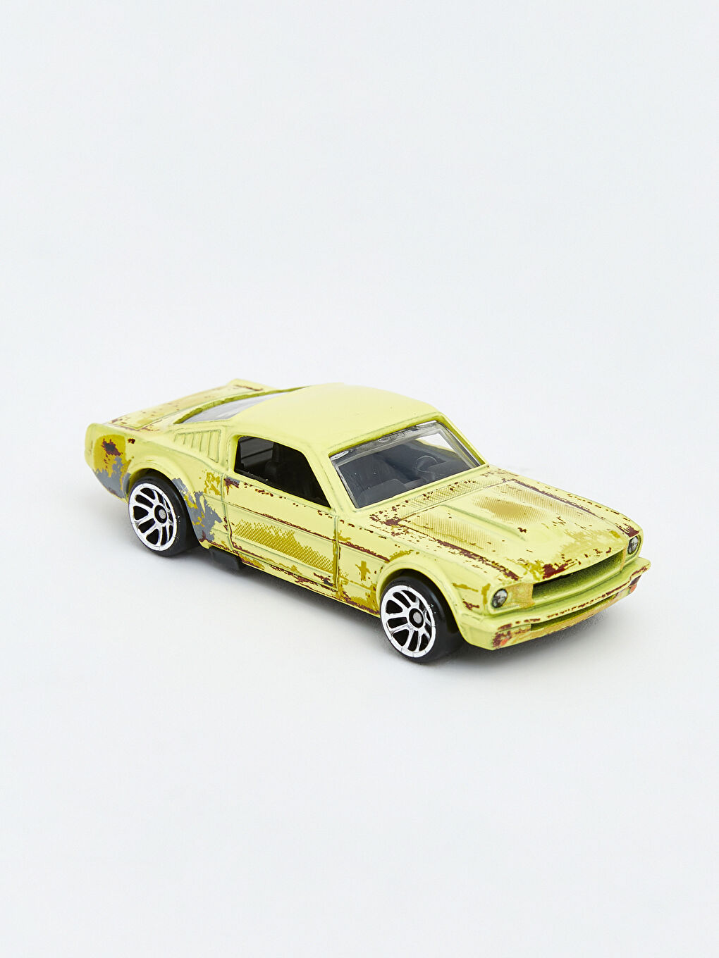 Hot Wheels Lisanslı Oyuncak Araba HRT81-6