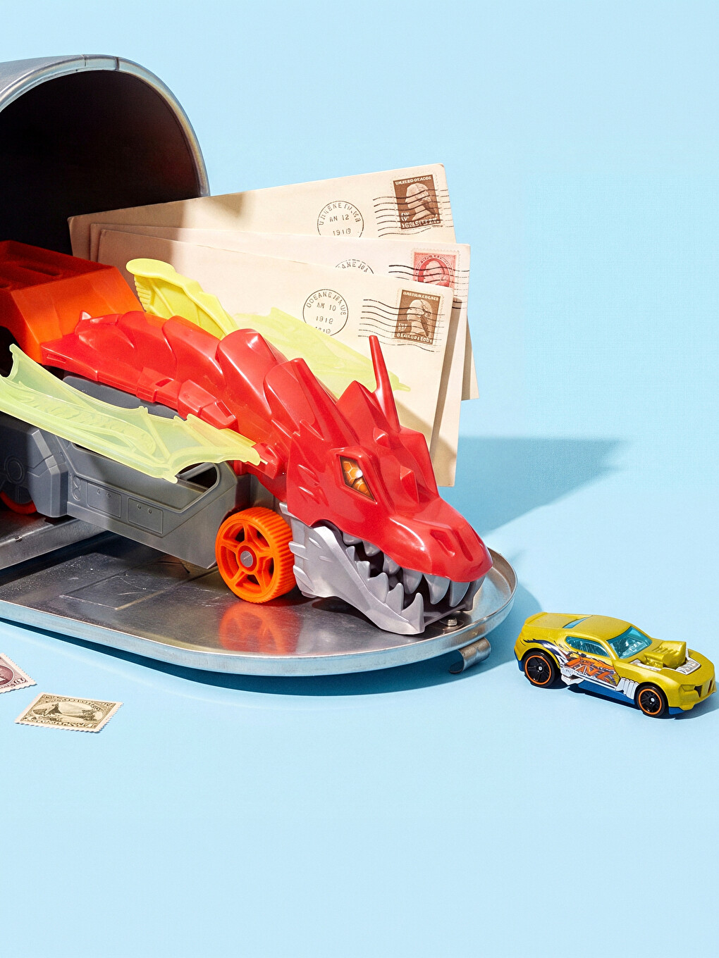 Hot Wheels City Dragon Yarış Seti