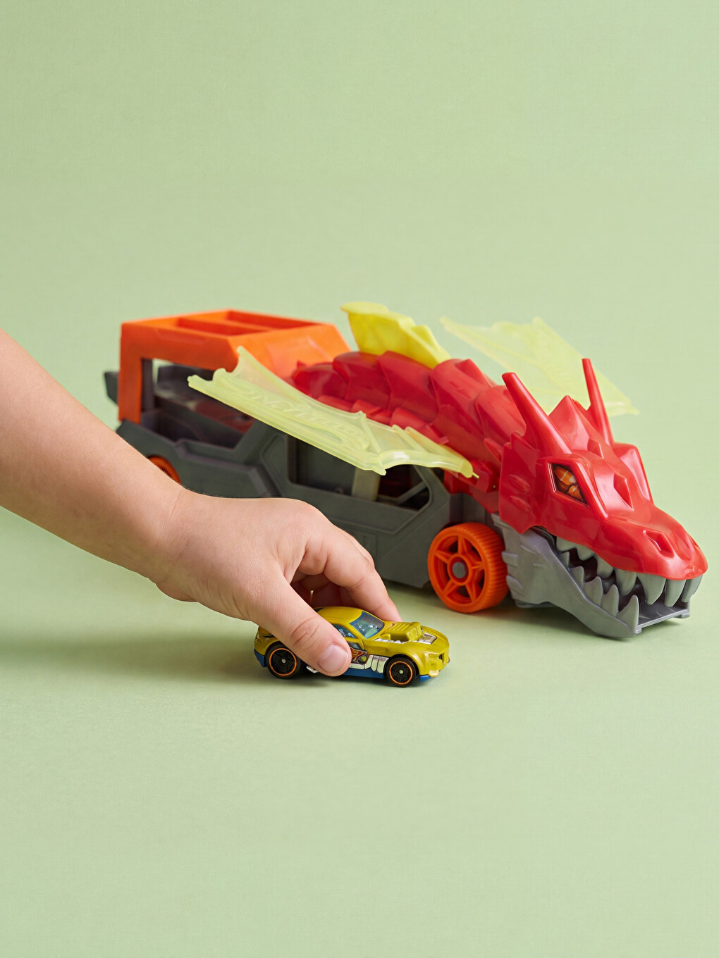 Hot Wheels City Dragon Yarış Seti-2